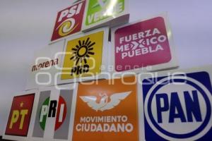 PARTIDOS POLÍTICOS . LOGOS