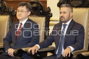 AYUNTAMIENTO . ACUERDO CIUDADES HERMANAS