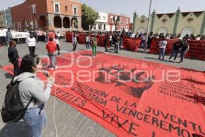 MANIFESTACIÓN . NORMAL DE TETELES