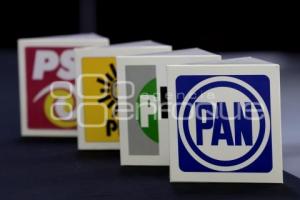 PARTIDOS POLÍTICOS . LOGOS