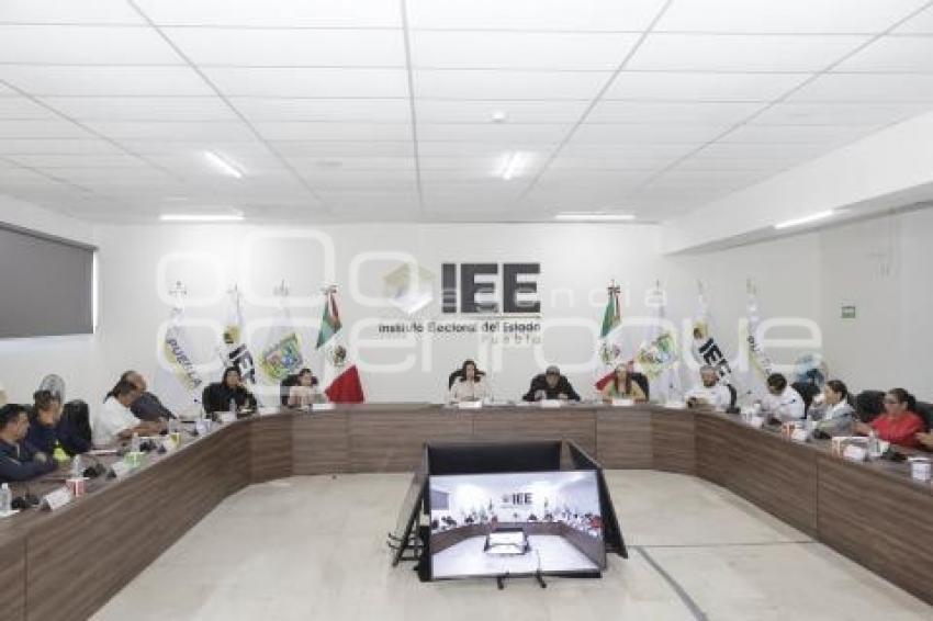 IEE . SESIÓN PERMANENTE