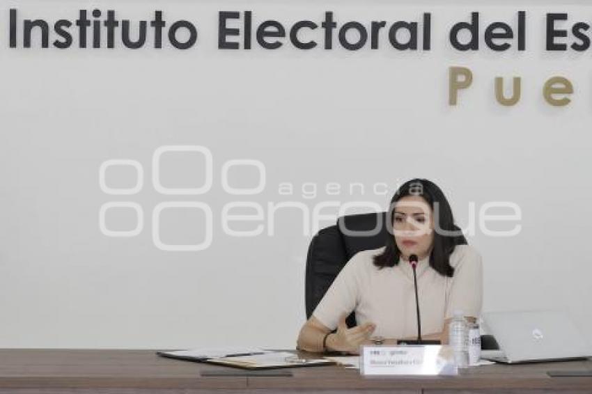 IEE . BLANCA CRUZ GARCÍA