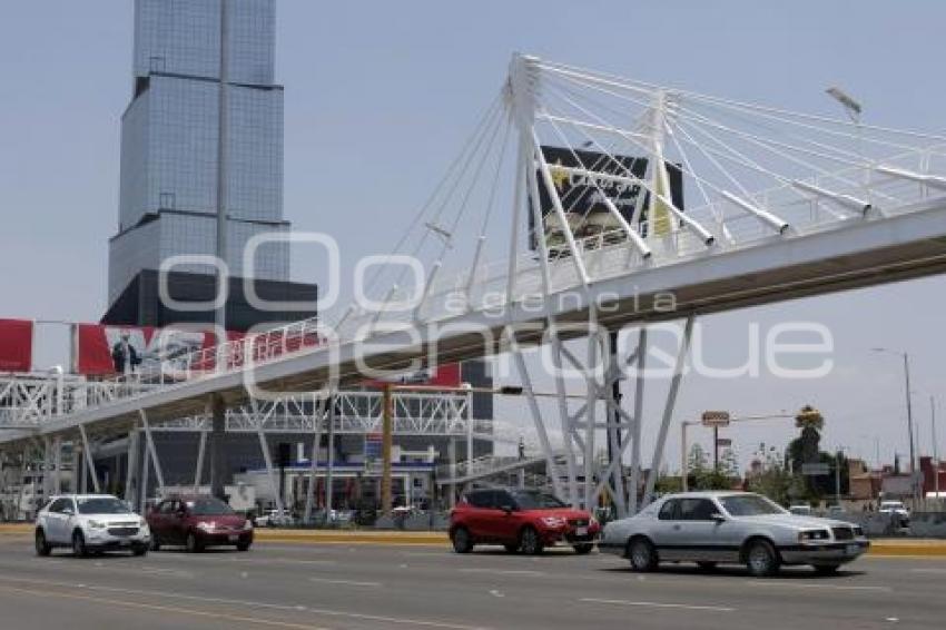 VÍA ATLIXCÁYOTL . PUENTES ELEVADOS