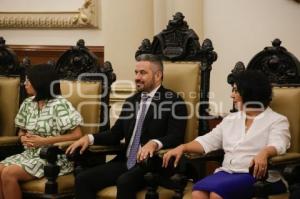 GOBIERNO MUNICIPAL . CÉDULA REAL
