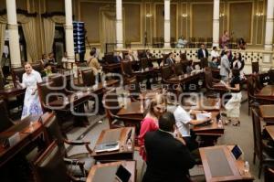 CONGRESO . SESIÓN PÚBLICA ORDINARIA