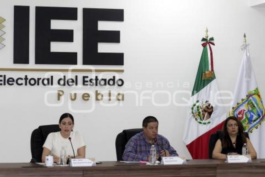 SESIÓN IEE