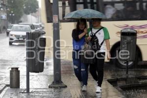 MEDIO AMBIENTE . LLUVIA