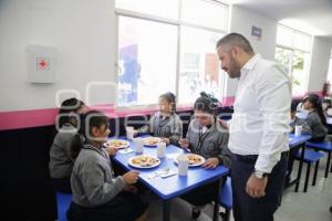 AYUNTAMIENTO . DESAYUNADOR ESCOLAR