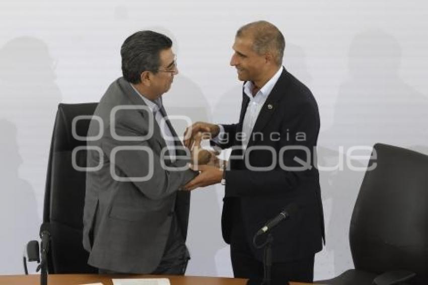 GOBIERNO ESTATAL . AUDI
