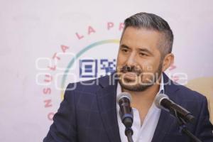 ADÁN DOMÍNGUEZ