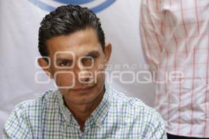 CARLOS MARTÍNEZ