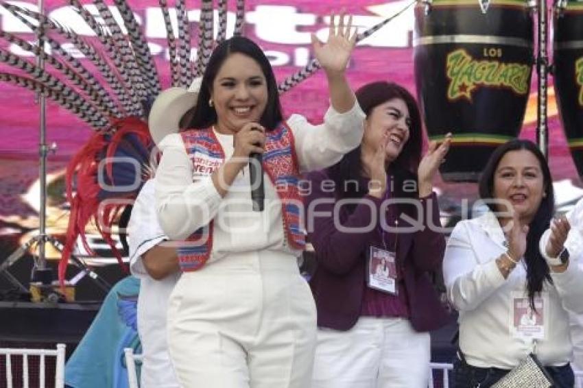 FIESTA POR LA DEMOCRACIA