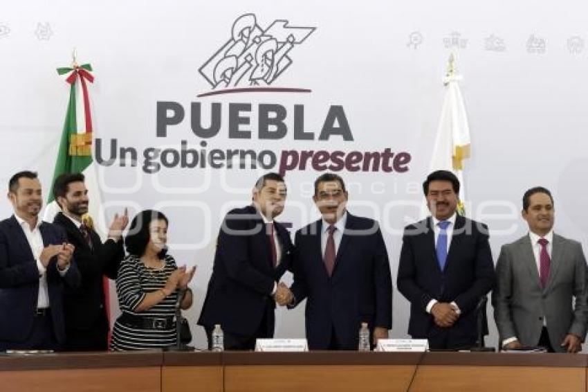 GOBIERNO ESTATAL . PERIODO DE TRANSICIÓN
