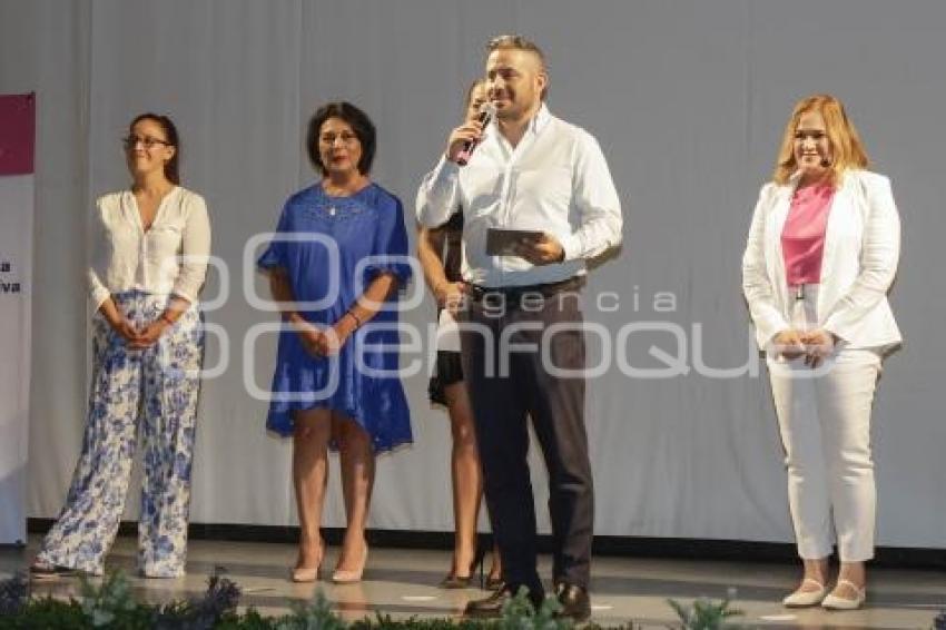 AYUNTAMIENTO . CONFERENCIA