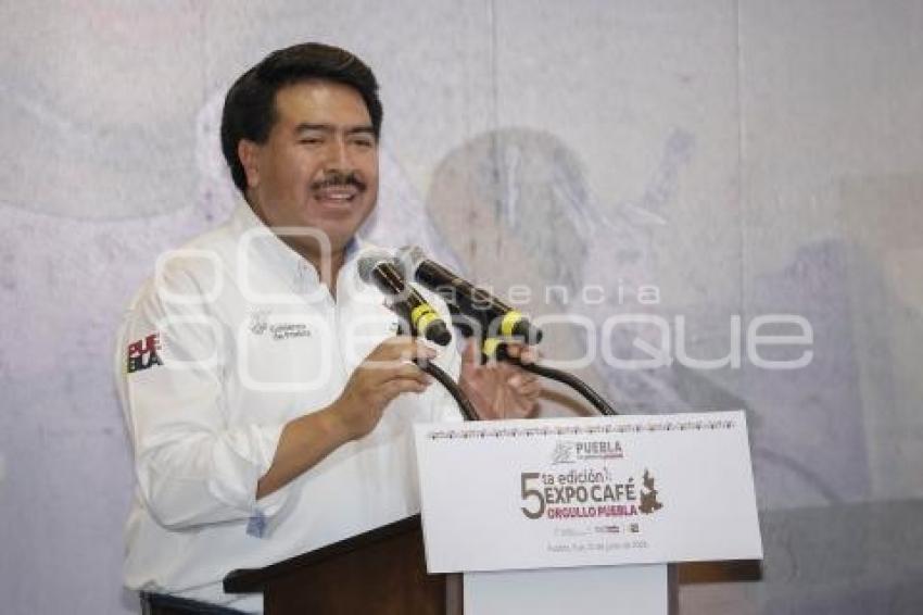 JAVIER AQUINO