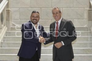 AYUNTAMIENTO . TRANSICIÓN