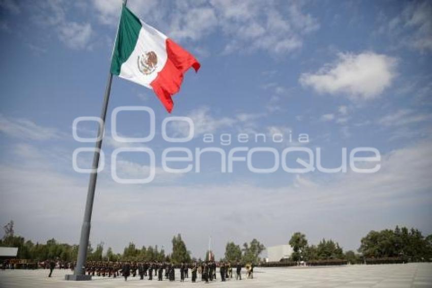 EJÉRCITO . GRADUACIÓN DE SARGENTOS