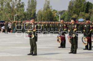 EJÉRCITO . GRADUACIÓN DE SARGENTOS