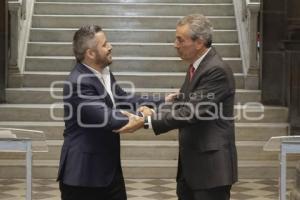 AYUNTAMIENTO . TRANSICIÓN