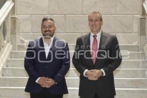 AYUNTAMIENTO . TRANSICIÓN