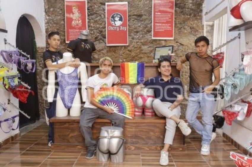 LENCERÍA LGBTTTI
