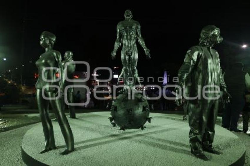 MONUMENTO HÉROES . COVID19