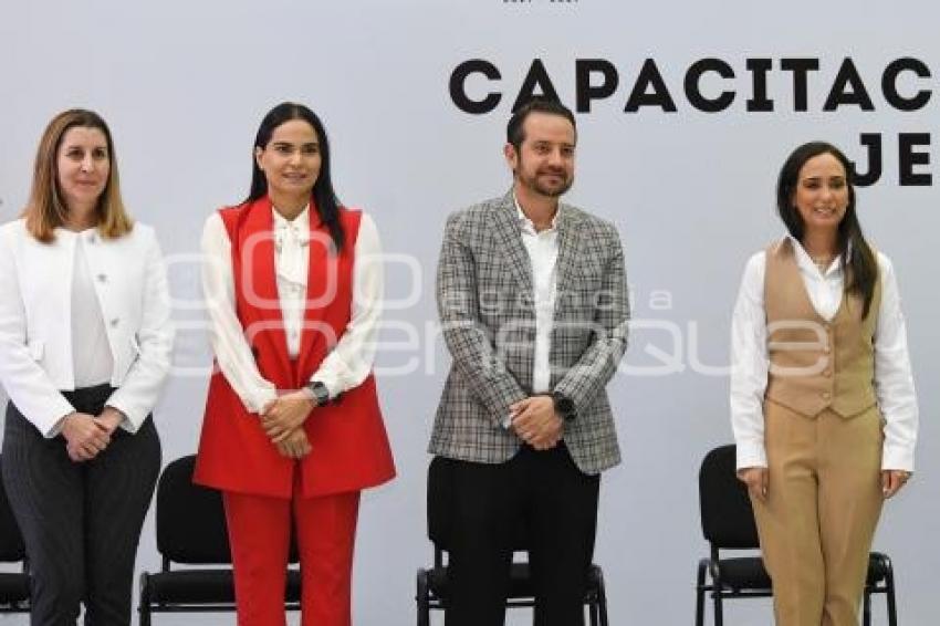 TLAXCALA . CAPACITACIÓN JEFAS DE FAMILIA