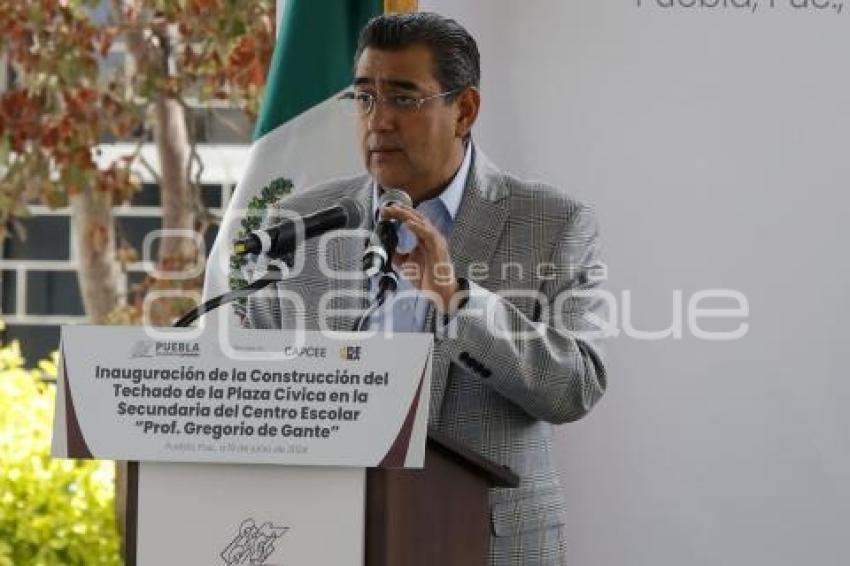 CENTRO ESCOLAR . ENTREGA DE TECHADO