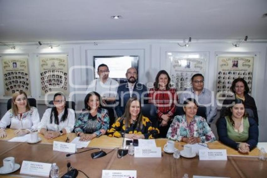 CONGRESO . COMISIONES UNIDAS
