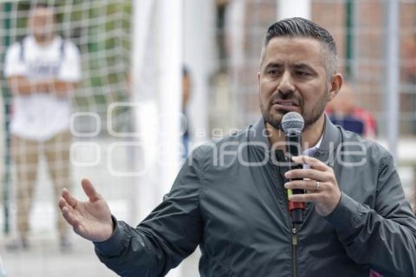 ADÁN DOMÍNGUEZ