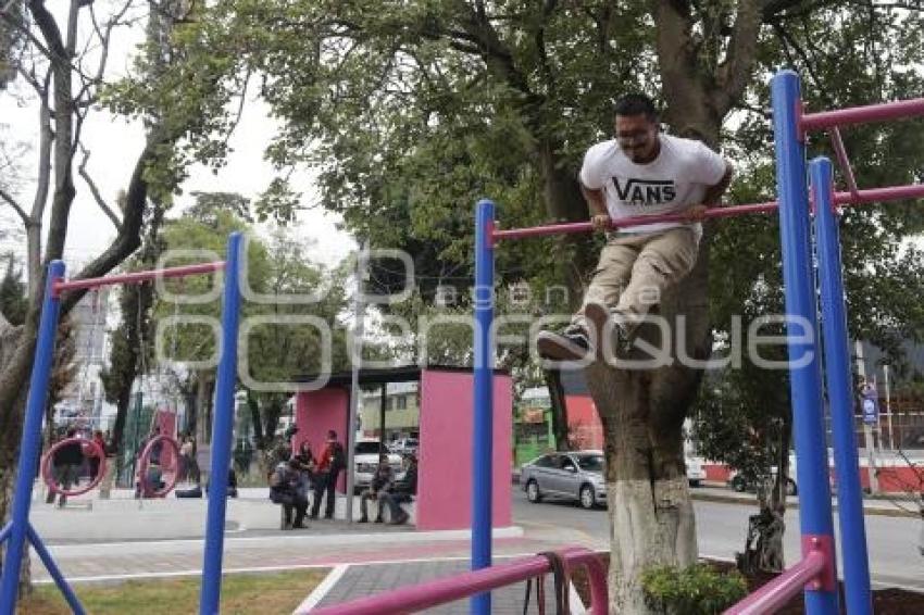 AYUNTAMIENTO . PARQUE JUAN PABLO II