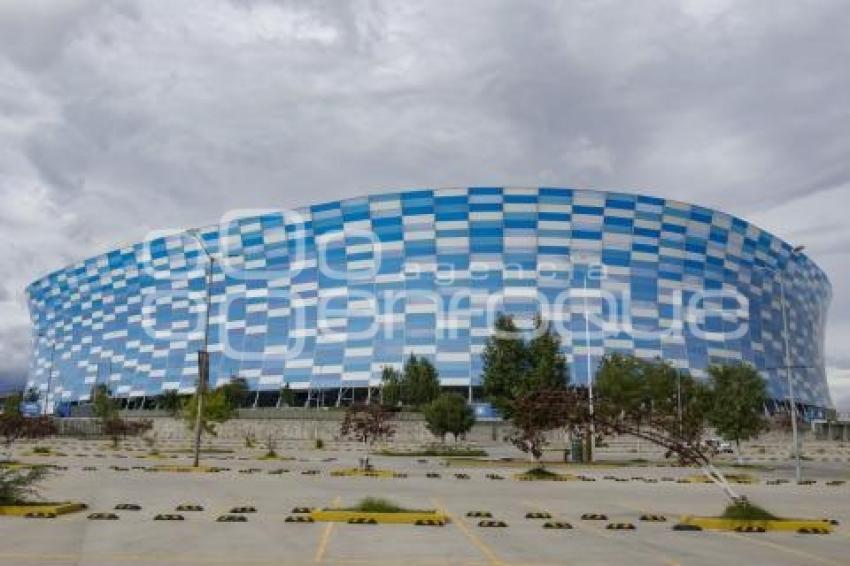 ESTADIO CUAUHTÉMOC