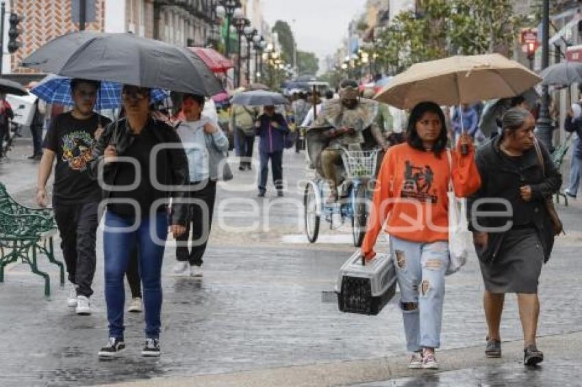 CLIMA . LLUVIA