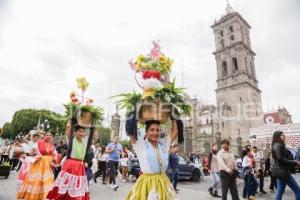 CALENDA . OAXACA EN PUEBLA