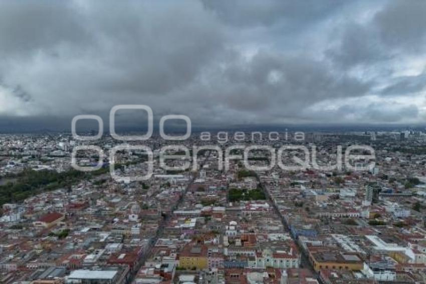 CLIMA . LLUVIA