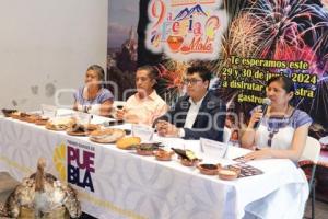 TURISMO . FERIA DEL MOLE . CALPAN