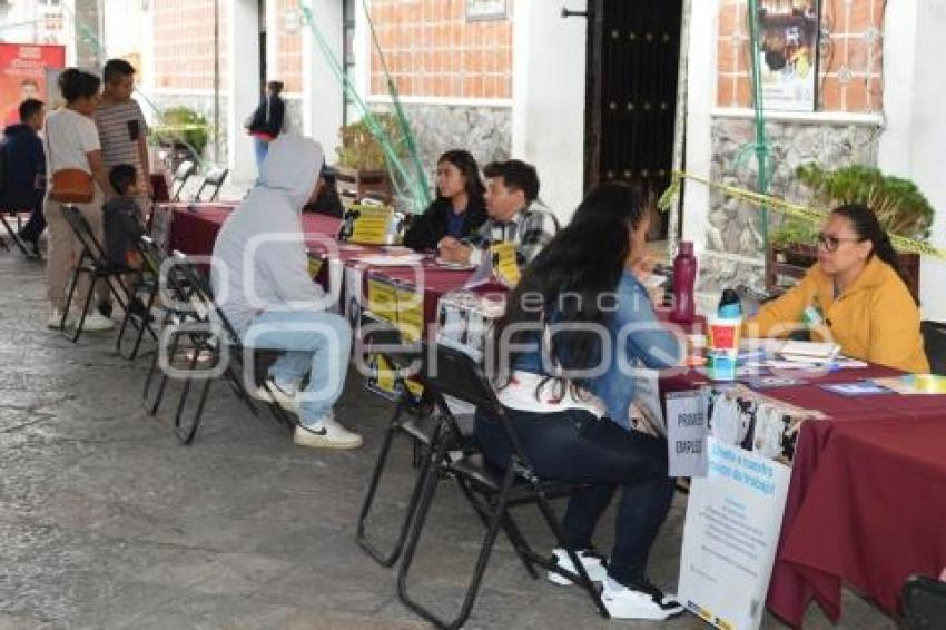 ATLIXCO . FERIA DEL EMPLEO