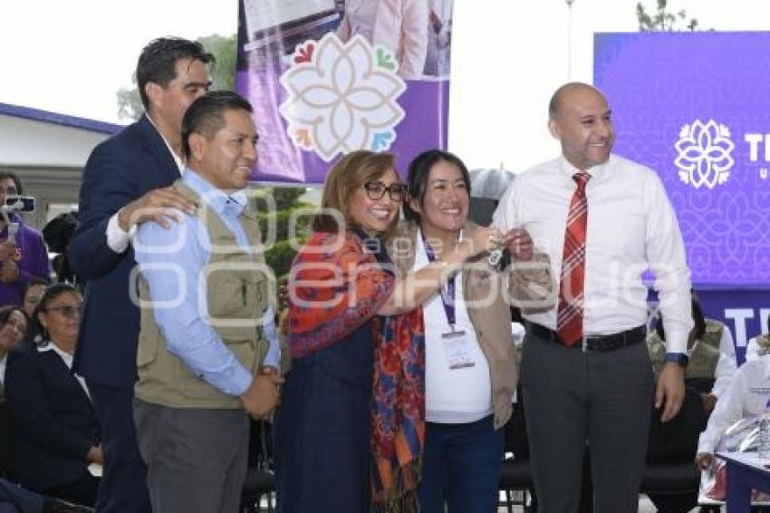 TLAXCALA . ENTREGA EQUIPAMIENTO ICATLAX