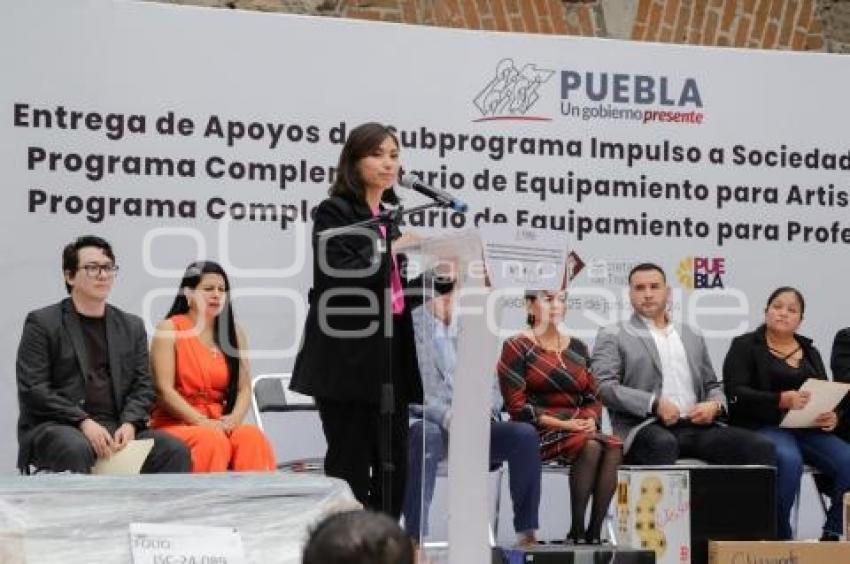 SECRETARÍA DEL TRABAJO . APOYOS