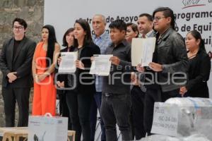 SECRETARÍA DEL TRABAJO . APOYOS