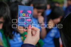 AYUNTAMIENTO . RALLY POR LA PAZ