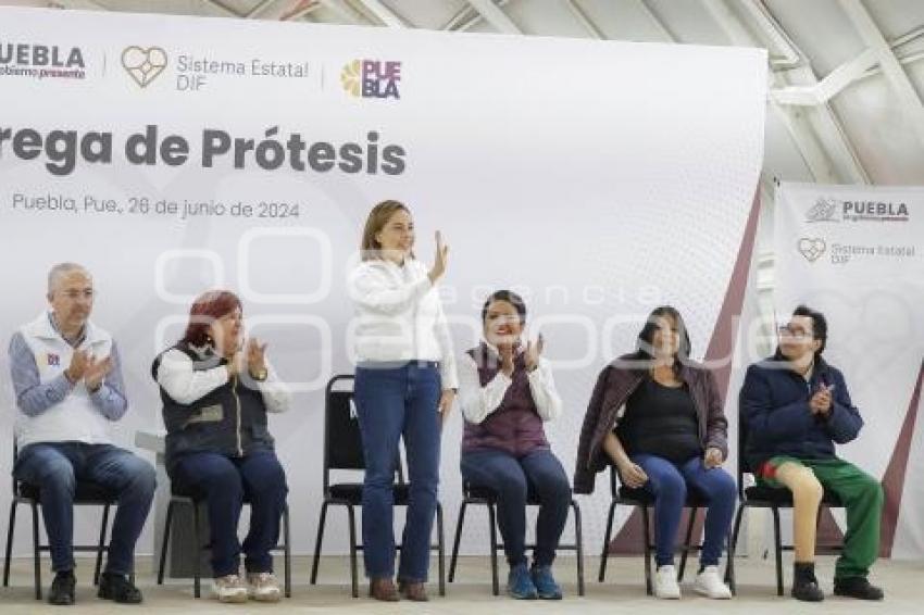 SEDIF . ENTREGA DE PRÓTESIS