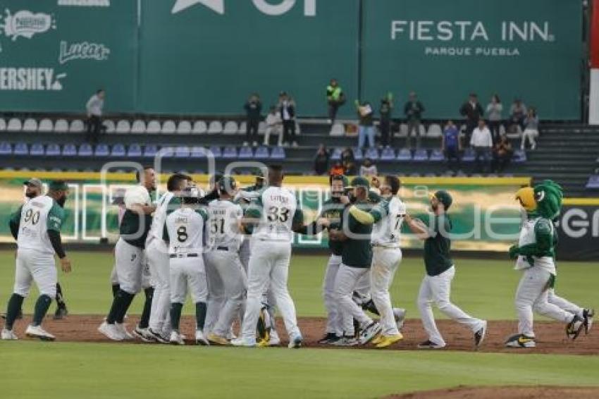 BÉISBOL . PERICOS VS LEONES