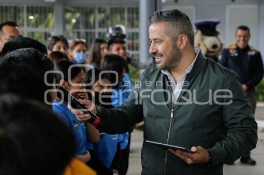 AYUNTAMIENTO . RALLY POR LA PAZ