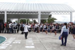 GOBIERNO ESTATAL . TECHADO ESCUELA