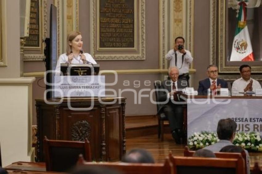 CONGRESO . PRESEA LUIS RIVERA TERRAZAS
