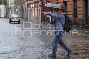 CLIMA . LLUVIA