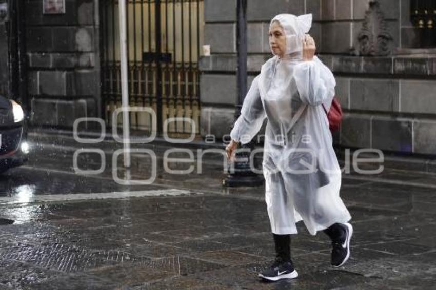 CLIMA . LLUVIA