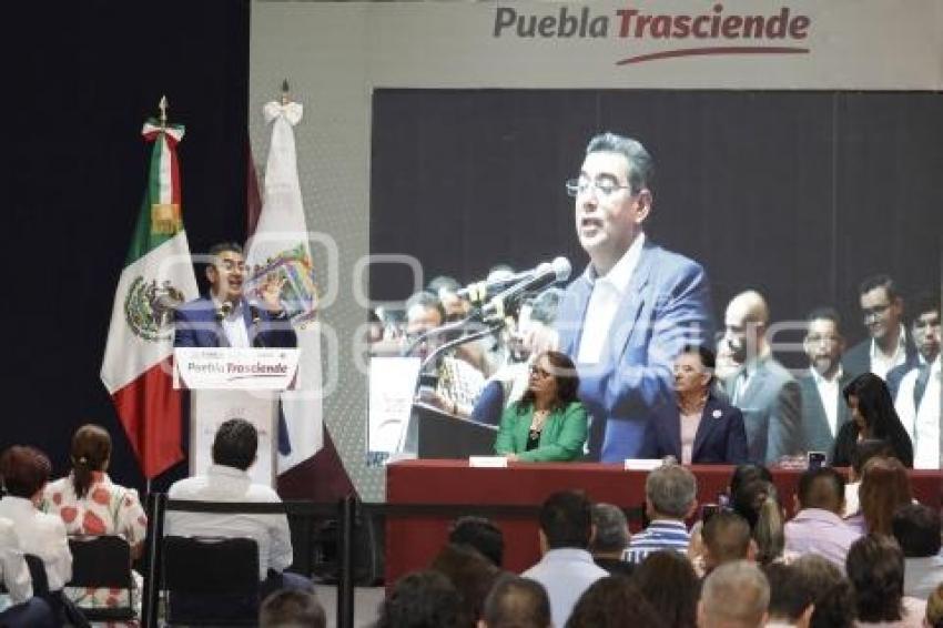GOBIERNO ESTATAL . DIGNIFICACIÓN DE AULAS