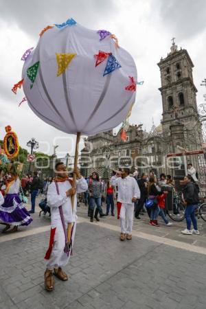 CALENDA . OAXACA EN PUEBLA